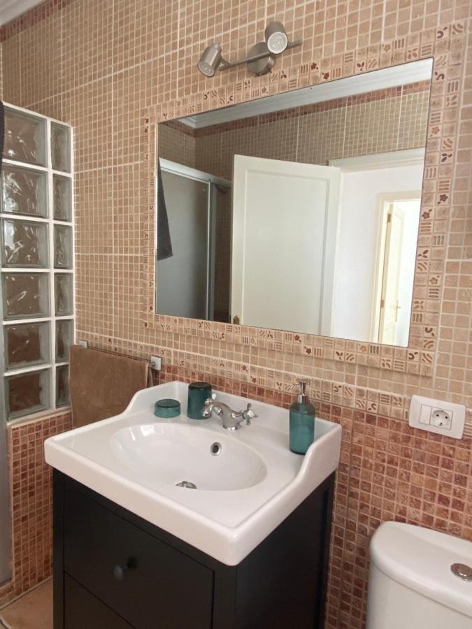 Apartamento Niar Apartment ปลายาออนดา ภายนอก รูปภาพ