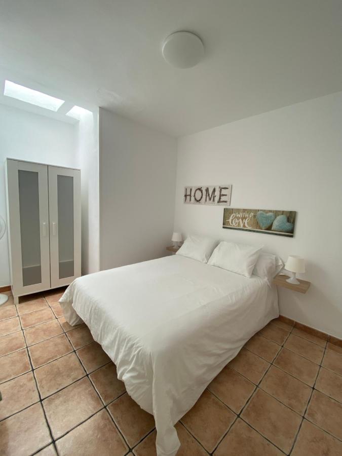 Apartamento Niar Apartment ปลายาออนดา ภายนอก รูปภาพ