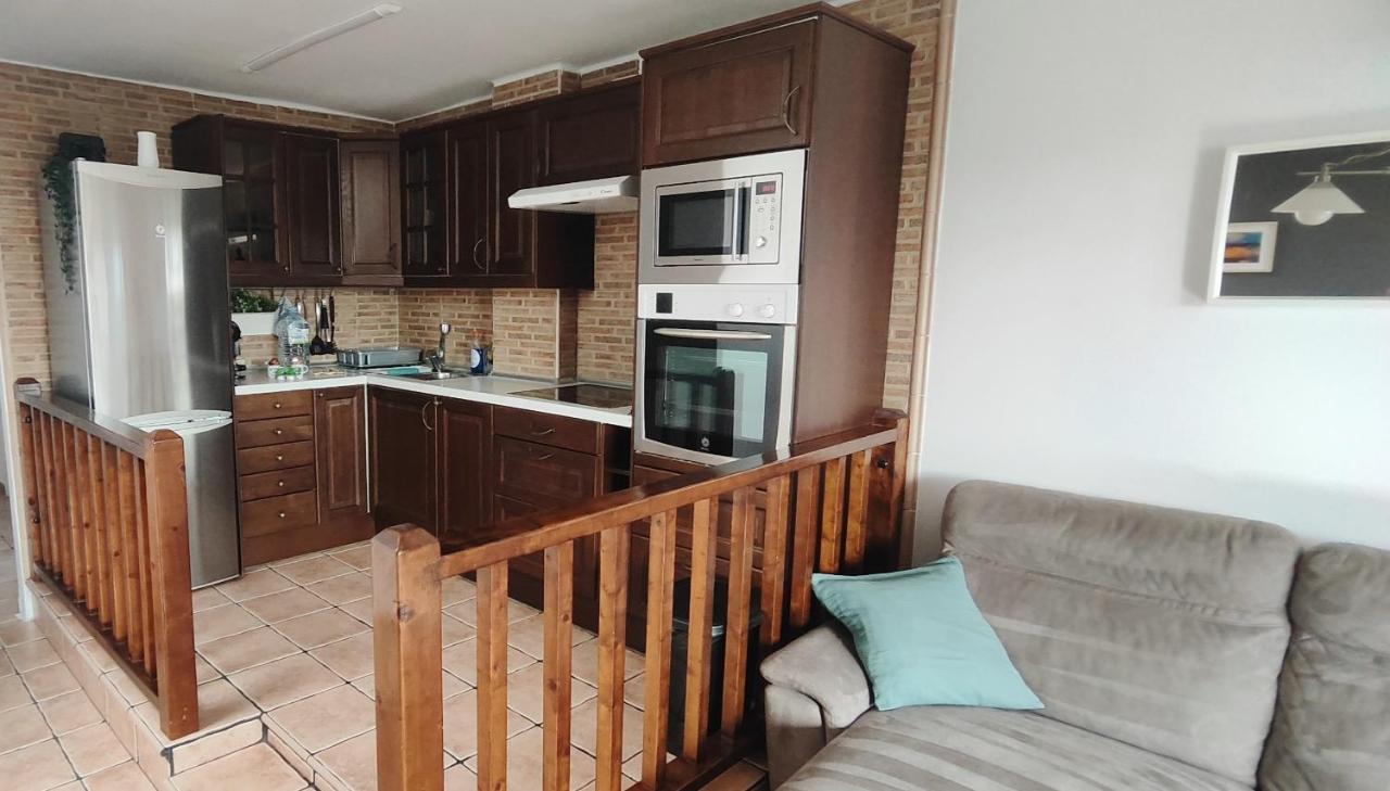 Apartamento Niar Apartment ปลายาออนดา ภายนอก รูปภาพ